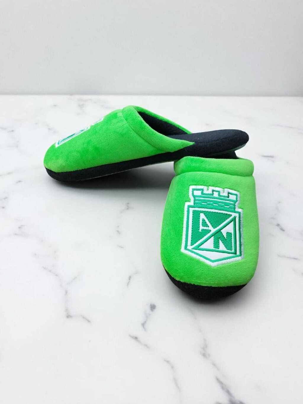 Pantuflas Nacional termica basica MILONEZ