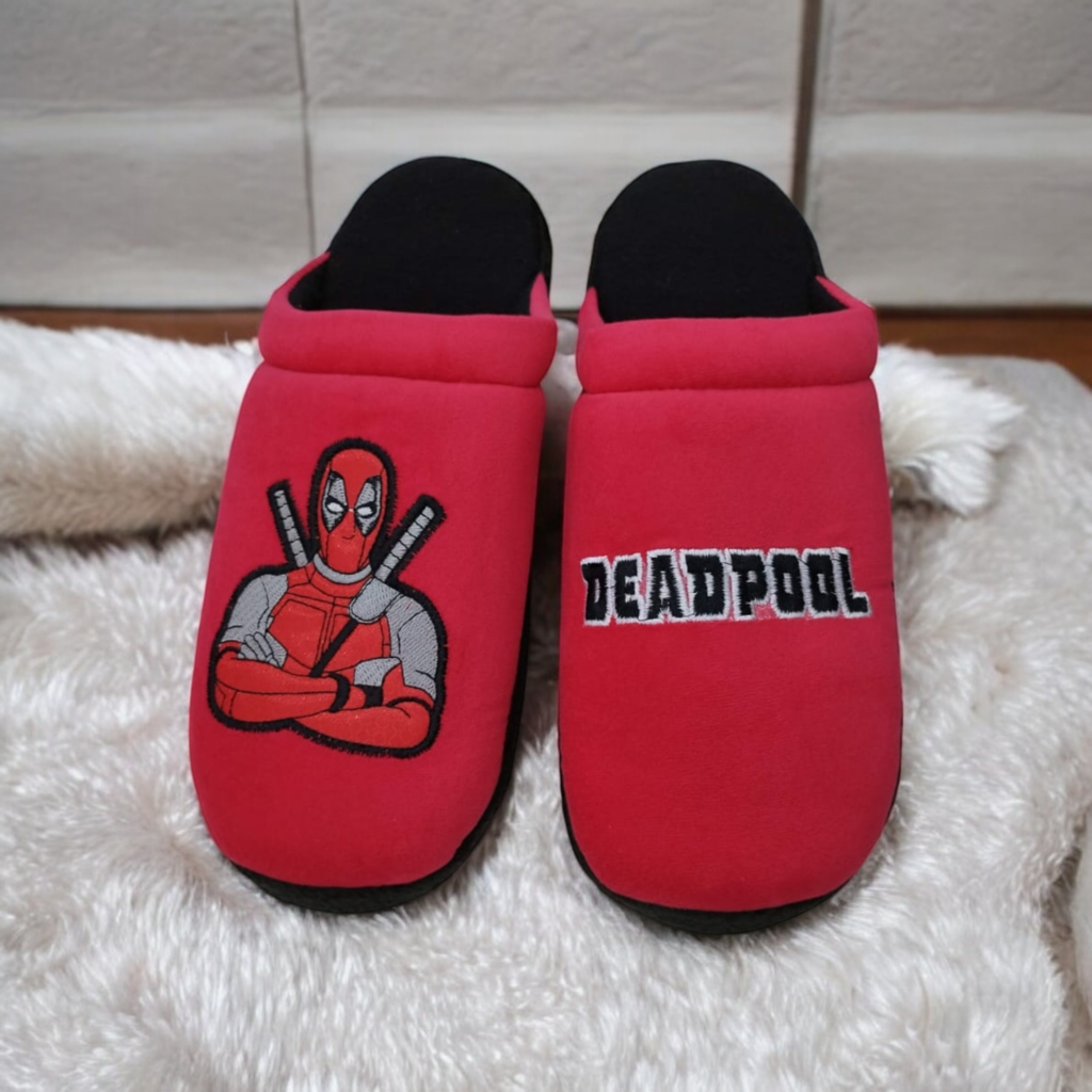 Pantuflas Dead Pool termica basica MILONEZ