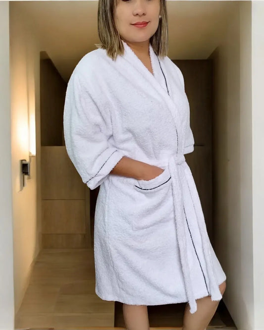 SALIDA BAÑO TOALLA MUJER BATA BLACA 350g MILONEZ